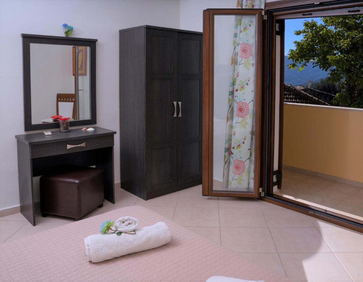 Infinity Villa Kato Pavliana 外观 照片