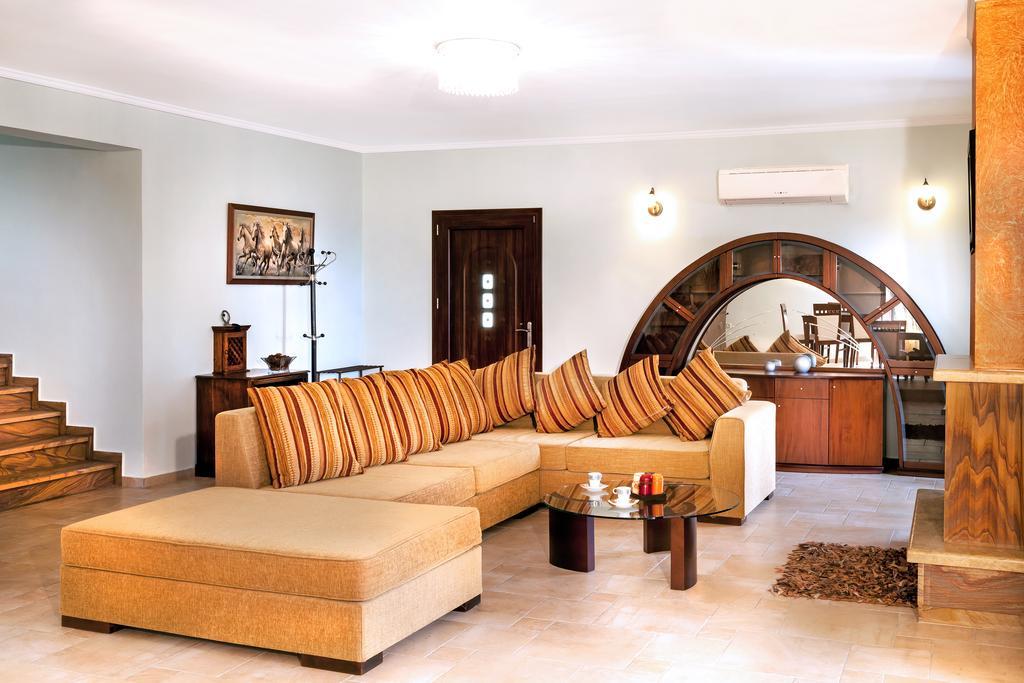 Infinity Villa Kato Pavliana 外观 照片