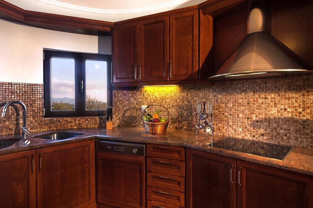 Infinity Villa Kato Pavliana 外观 照片